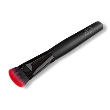 Contouring Brush: #06