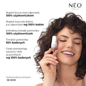 Satin Loose Eyeshadow: 02 PEACHY NUDE