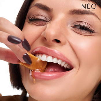 Lip oil- Chocolate: 03 CARAMEL CHOCOLATE