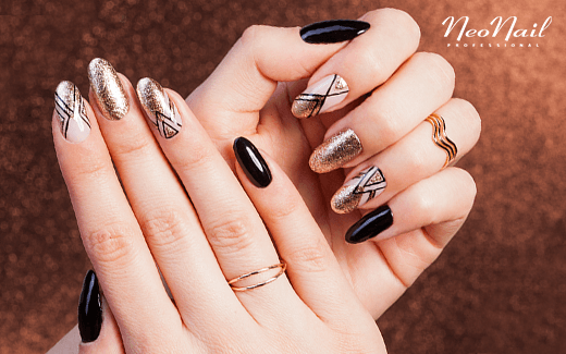 9 PROPOZYCJI NA SYLWESTROWY MANICURE - TRENDY SYLWESTER 2018/19