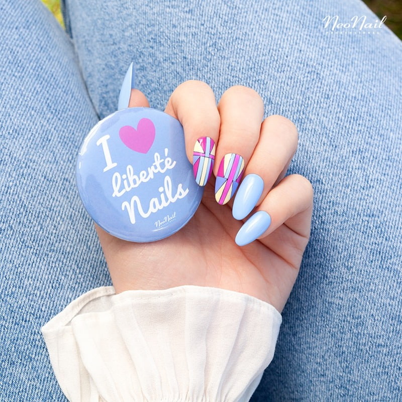 I love liberte nails!