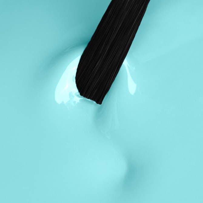 lakier hybrydowy w kolorze Pastel Blue pastelowy