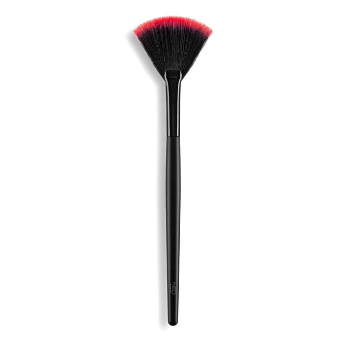 Fan Brush: #08