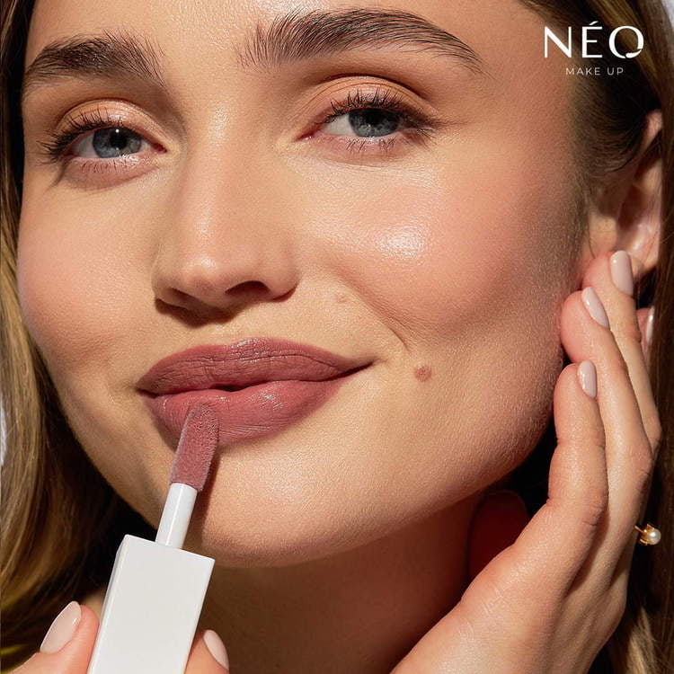 Color Lip Oil: 01 REAL NUDE