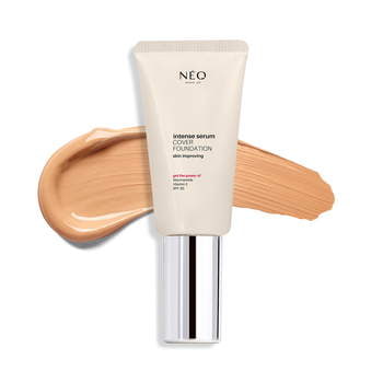 Cover Foundation: 03 NATURAL